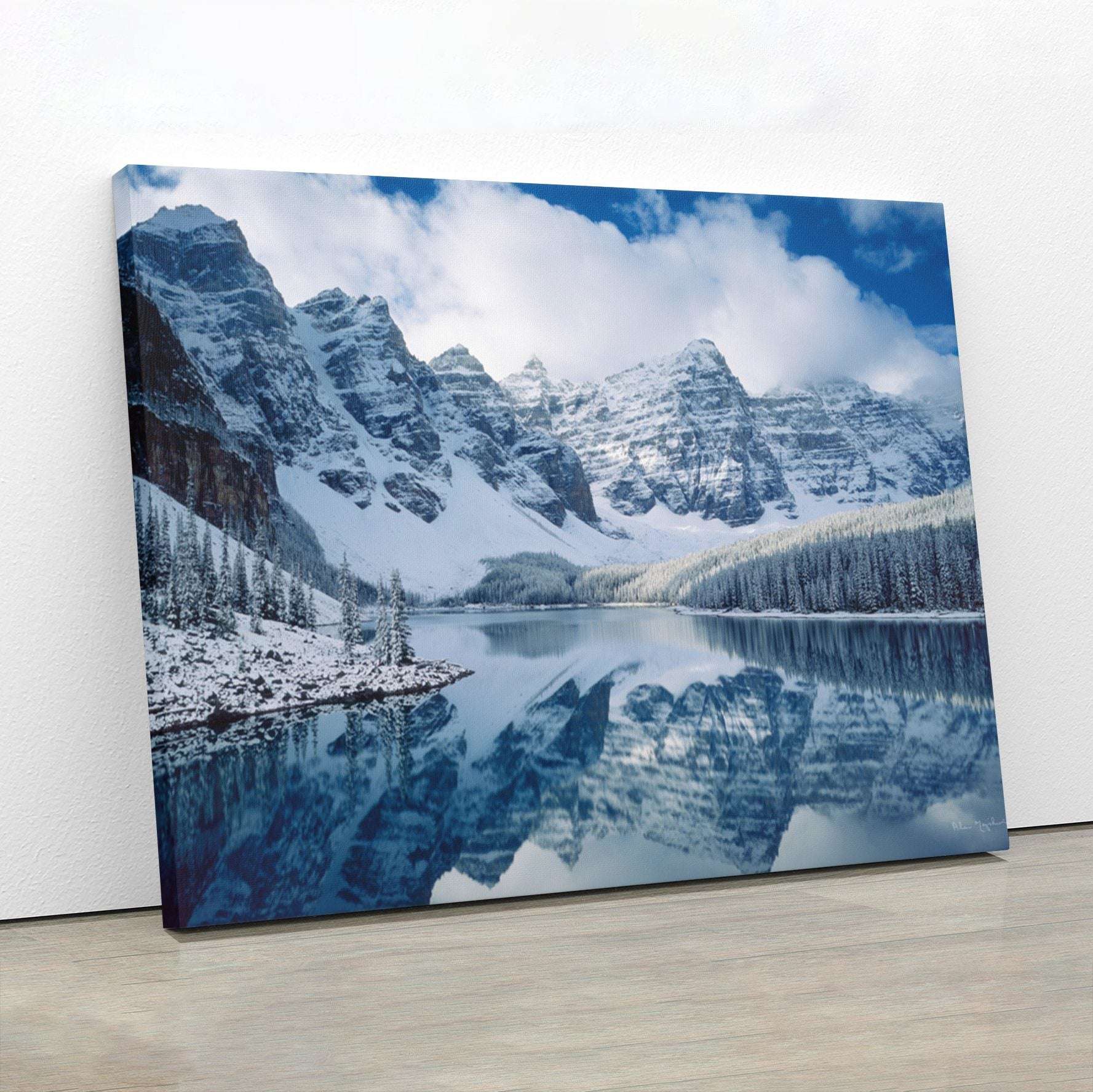 Moraine Lake Canvas Wido 