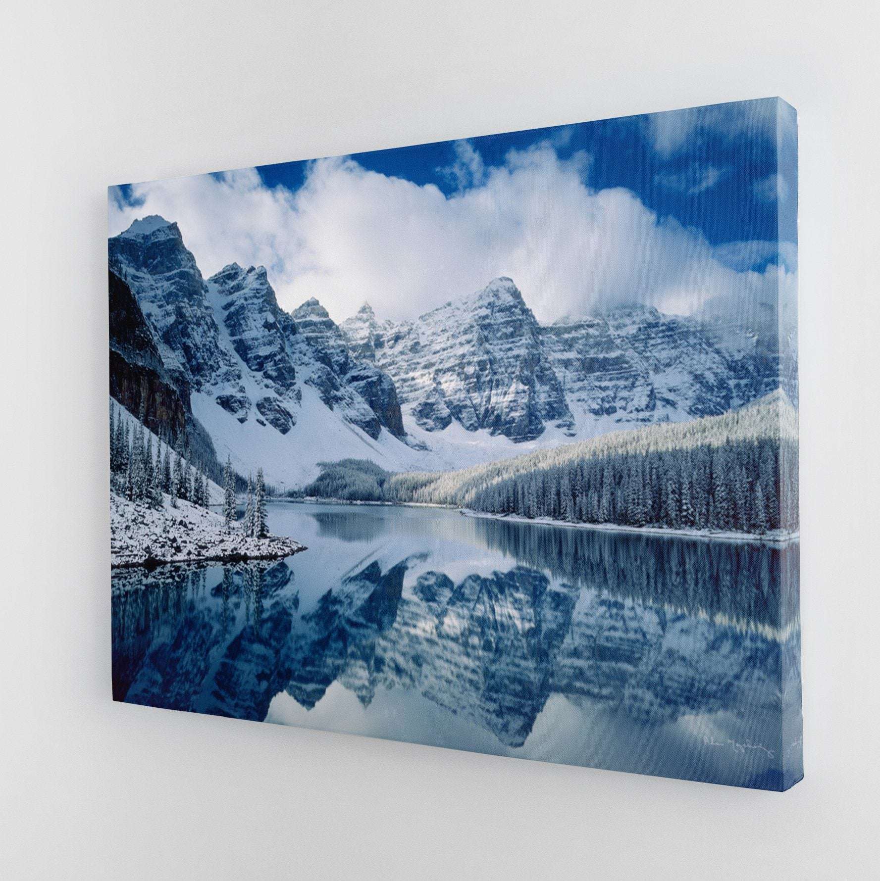 Moraine Lake Canvas Wido 