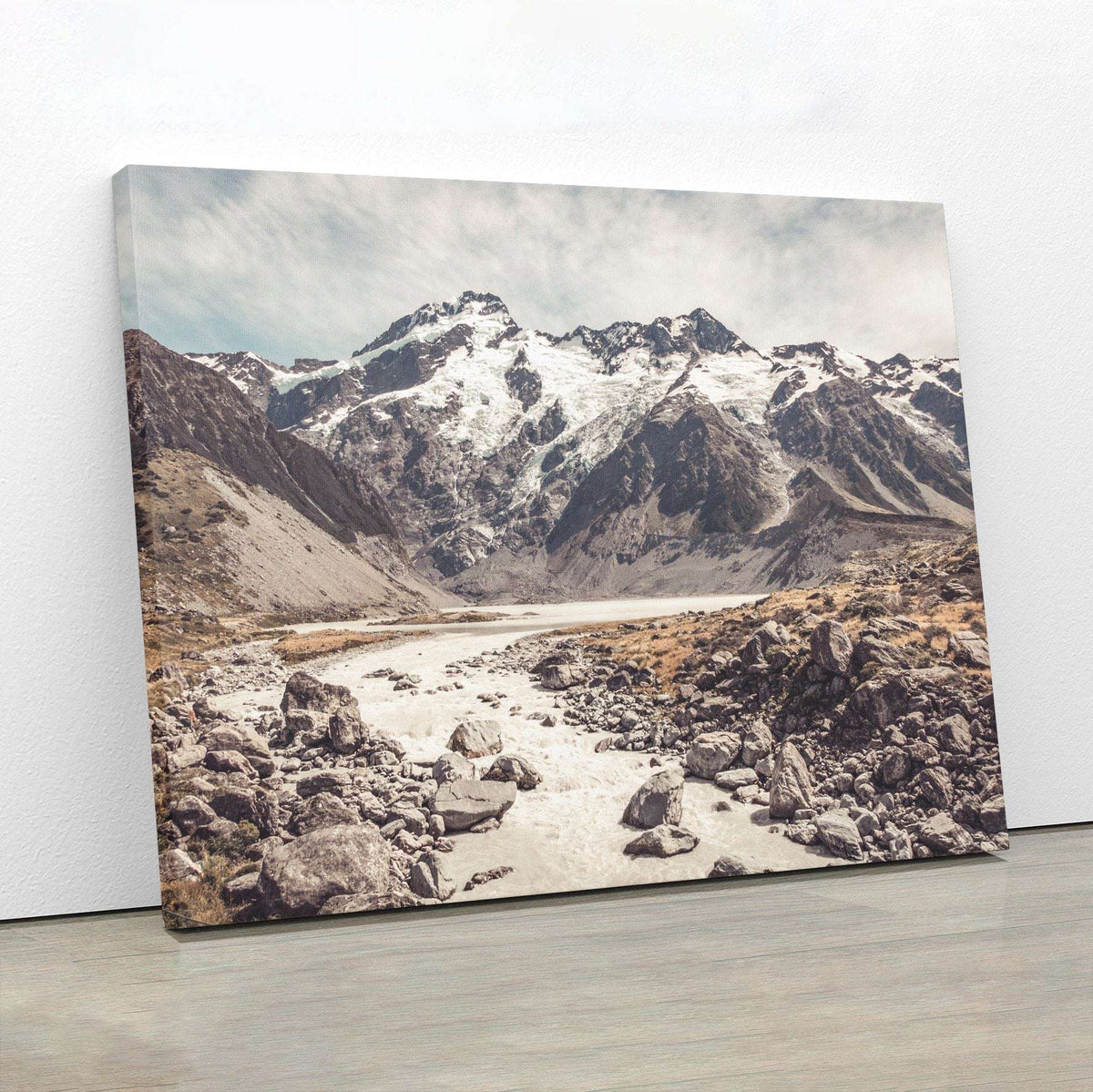 Hooker Lake Canvas Wido 